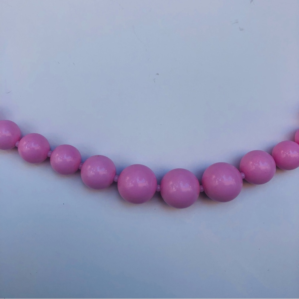 1980’s Bubblegum Pink Beaded Necklace